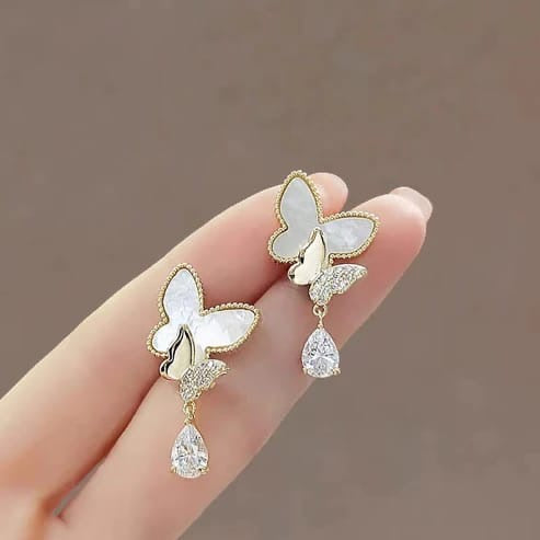 Double Butterfly Hanging Pearl Earings