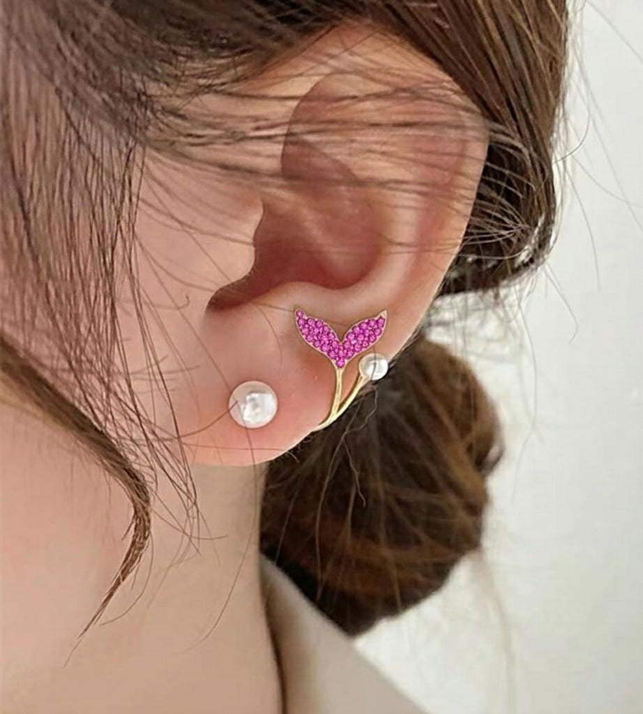 AUJ-939 Korean Fish Tail Earrings –