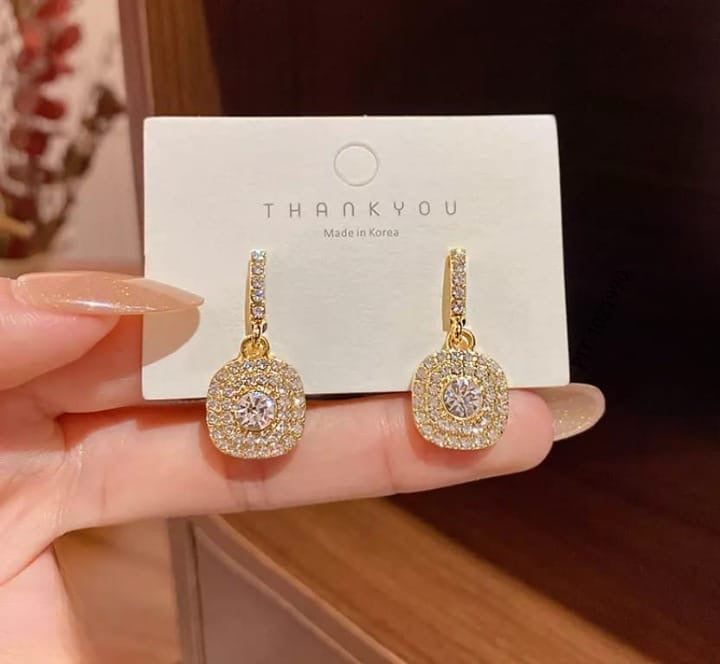 PJT-990 beautifull Sparkling Korean Zircon Earrings