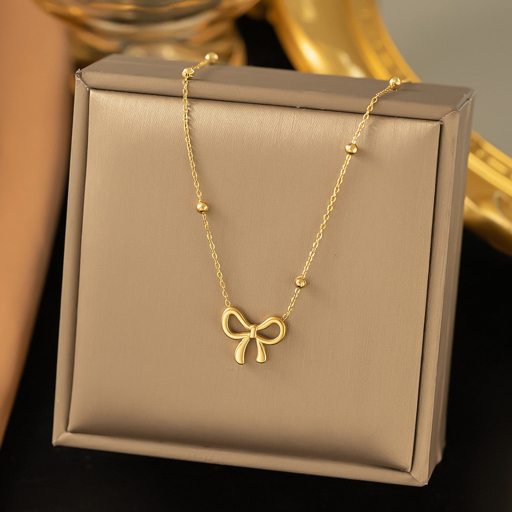 QCT-176 Knot Shape Ball Stainless Steel Necklace