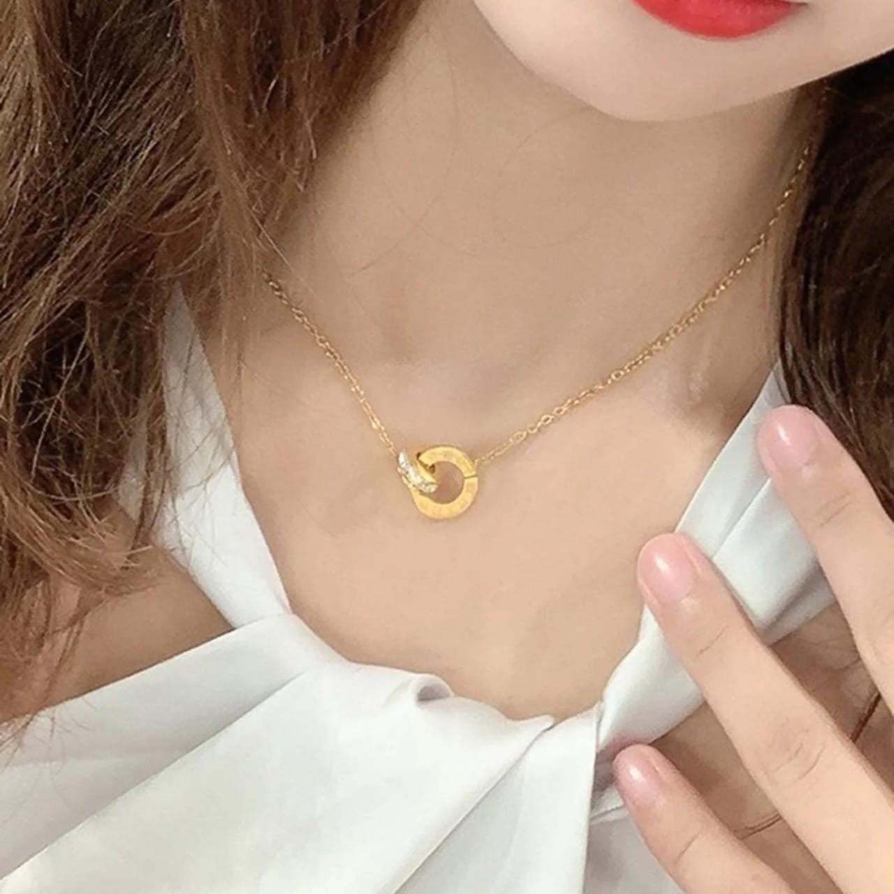 QCT-175 Roman Circle Stainless Steel Necklace