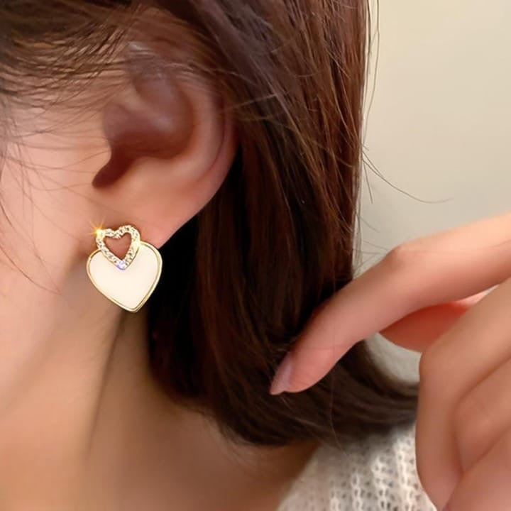 PJT-987 Beautifull Korean Heart Shape Zircon Earrings