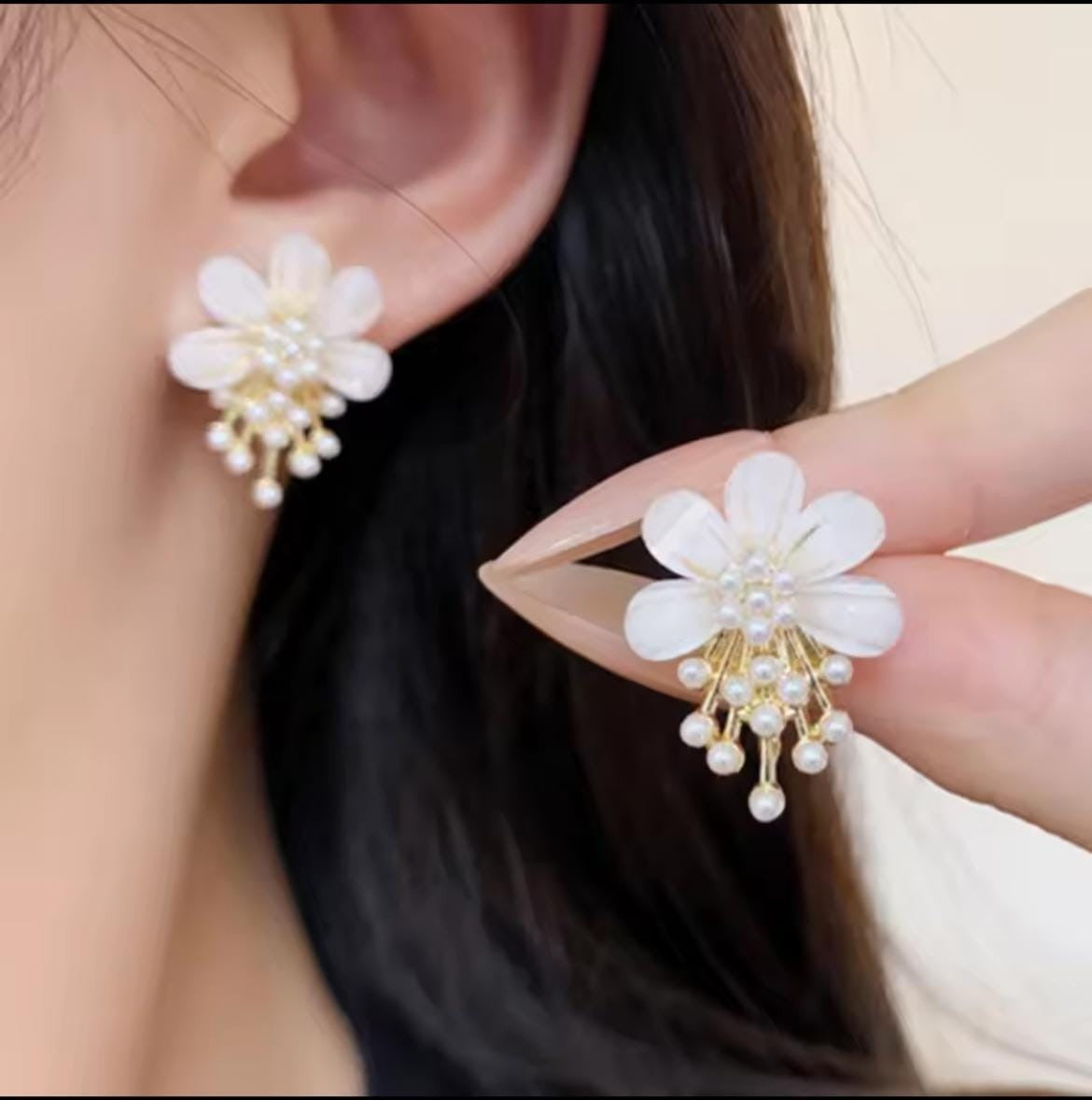 ZJX-162 Flower Pearl Korean Earrings – Elegant Design, Stylish Fashion Accessory for Women