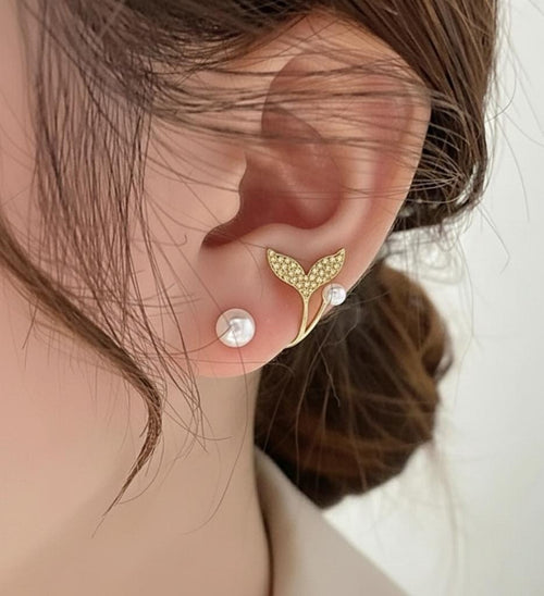 AUJ-939 Korean Fish Tail Earrings –